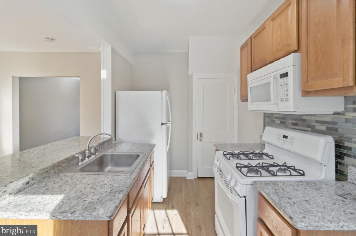 3803 Brooklyn Ave, Baltimore MD 21225-2118 exterior