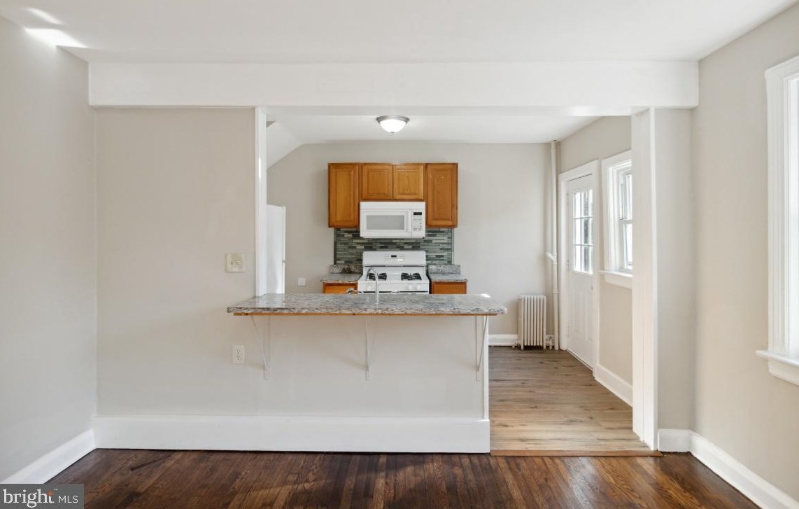 3803 Brooklyn Ave, Baltimore MD 21225-2118 exterior