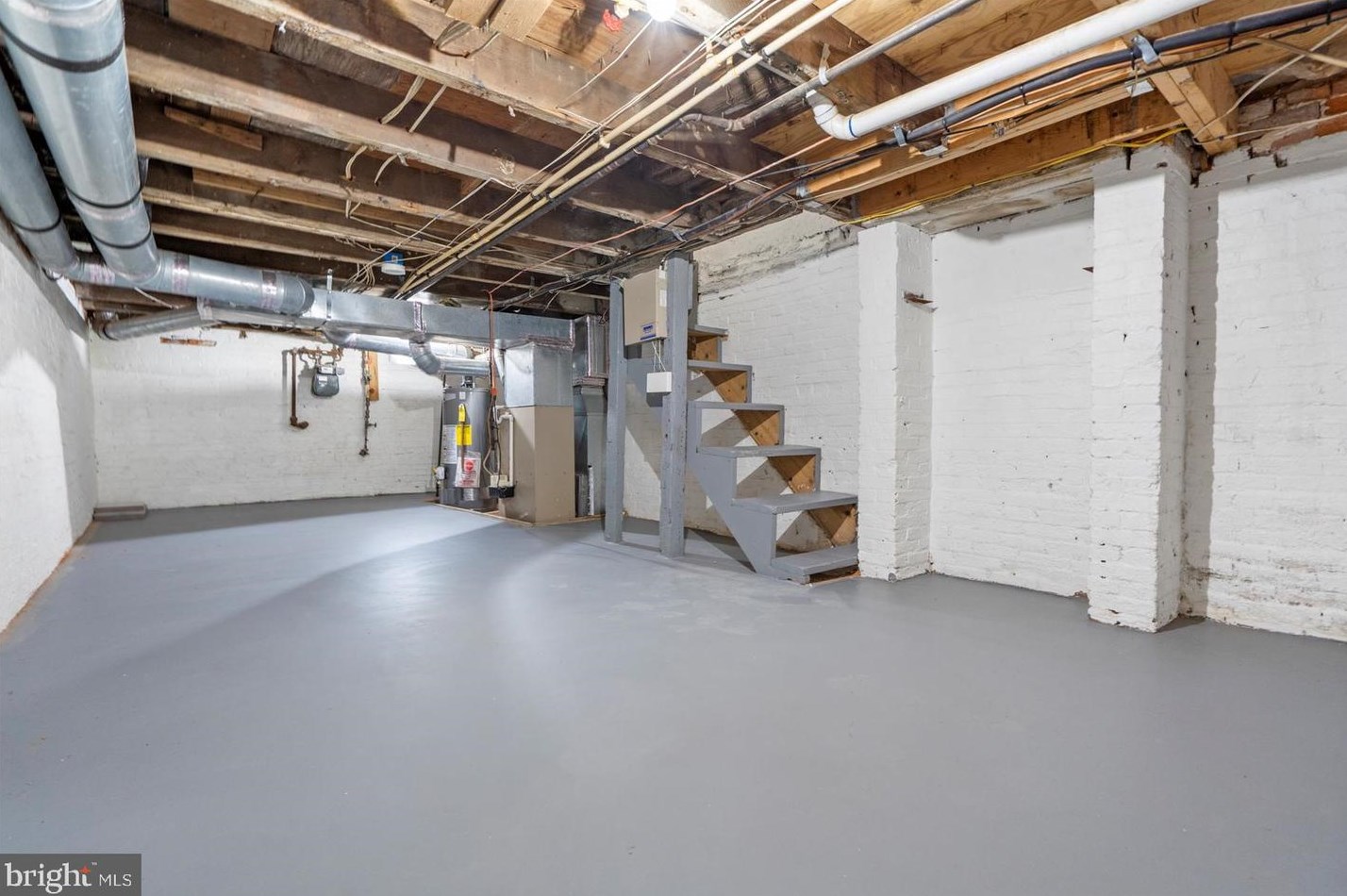 511 Otterbein St, Baltimore MD  21230-2305 exterior