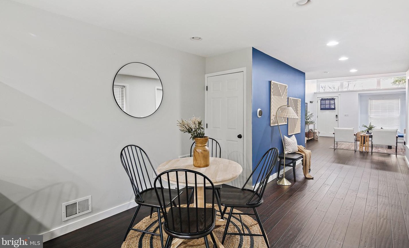 109 Patterson Park Ave, Baltimore MD  21231-1659 exterior