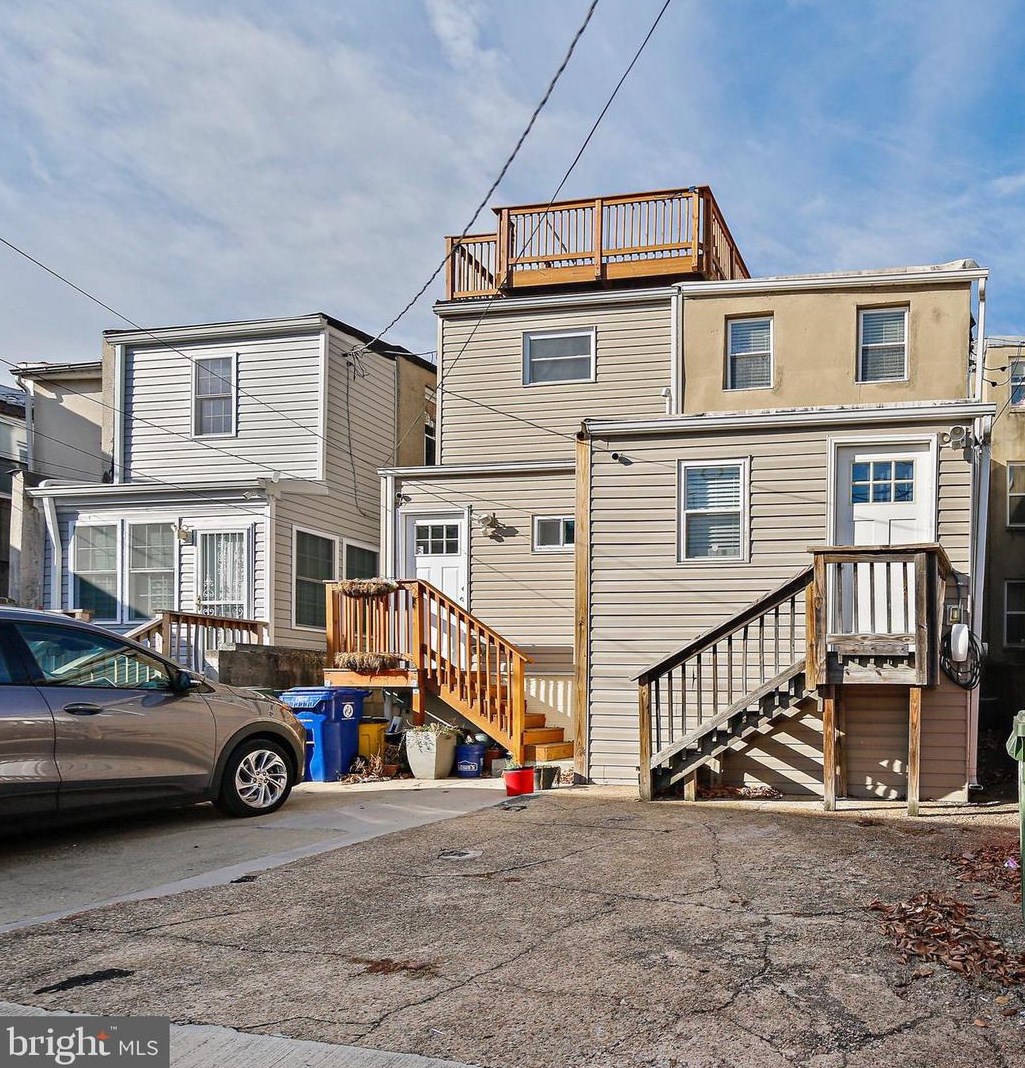 109 Patterson Park Ave, Baltimore MD  21231-1659 exterior