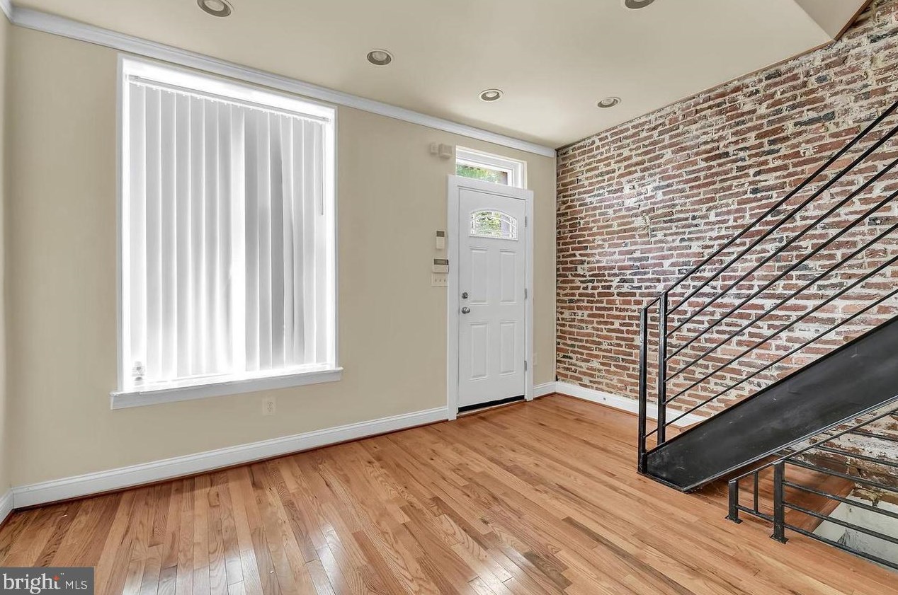 410 Chester St, Baltimore MD  21231-1303 exterior