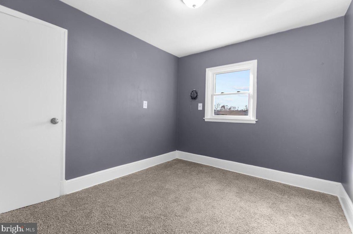 2613 Oakley Ave, Baltimore MD  21215-5308 exterior