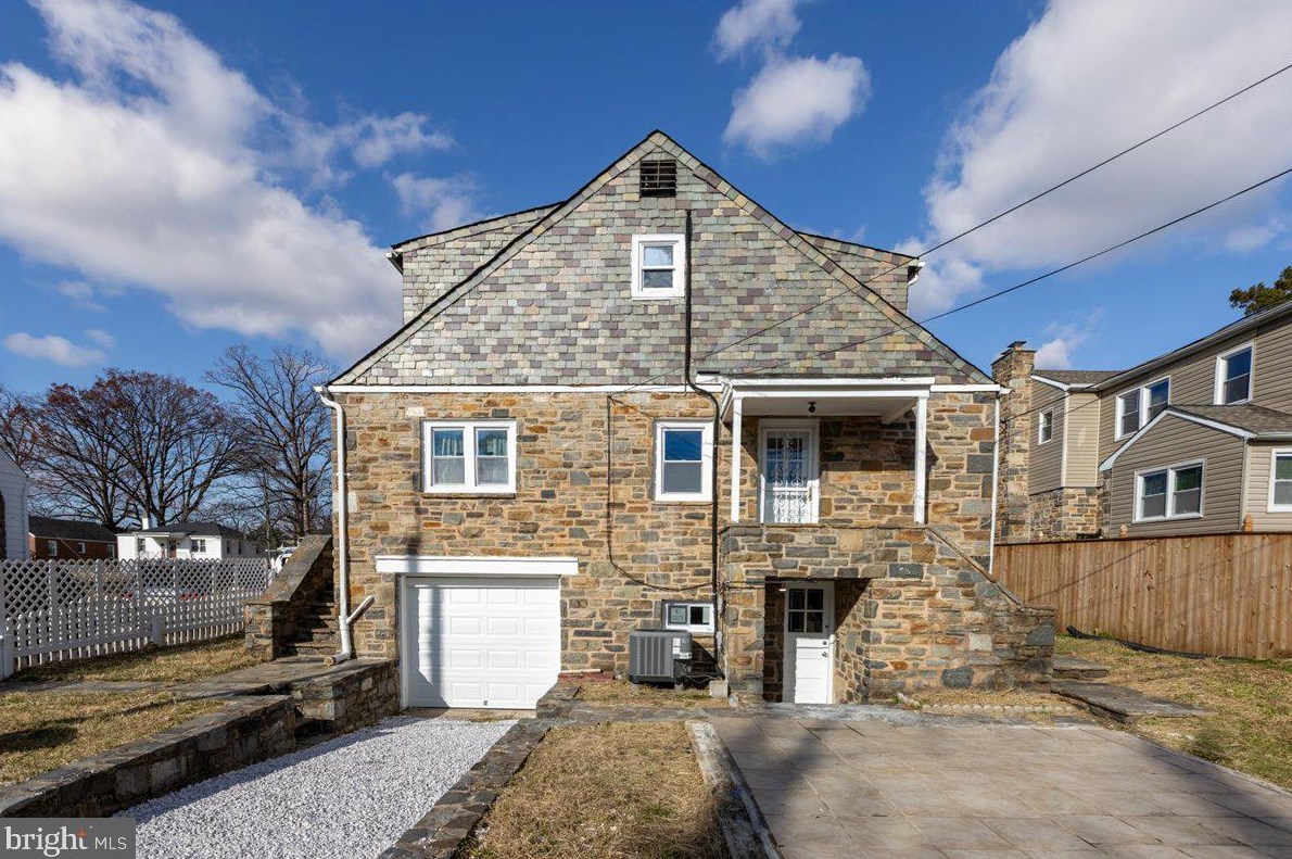 2613 Oakley Ave, Baltimore MD  21215-5308 exterior