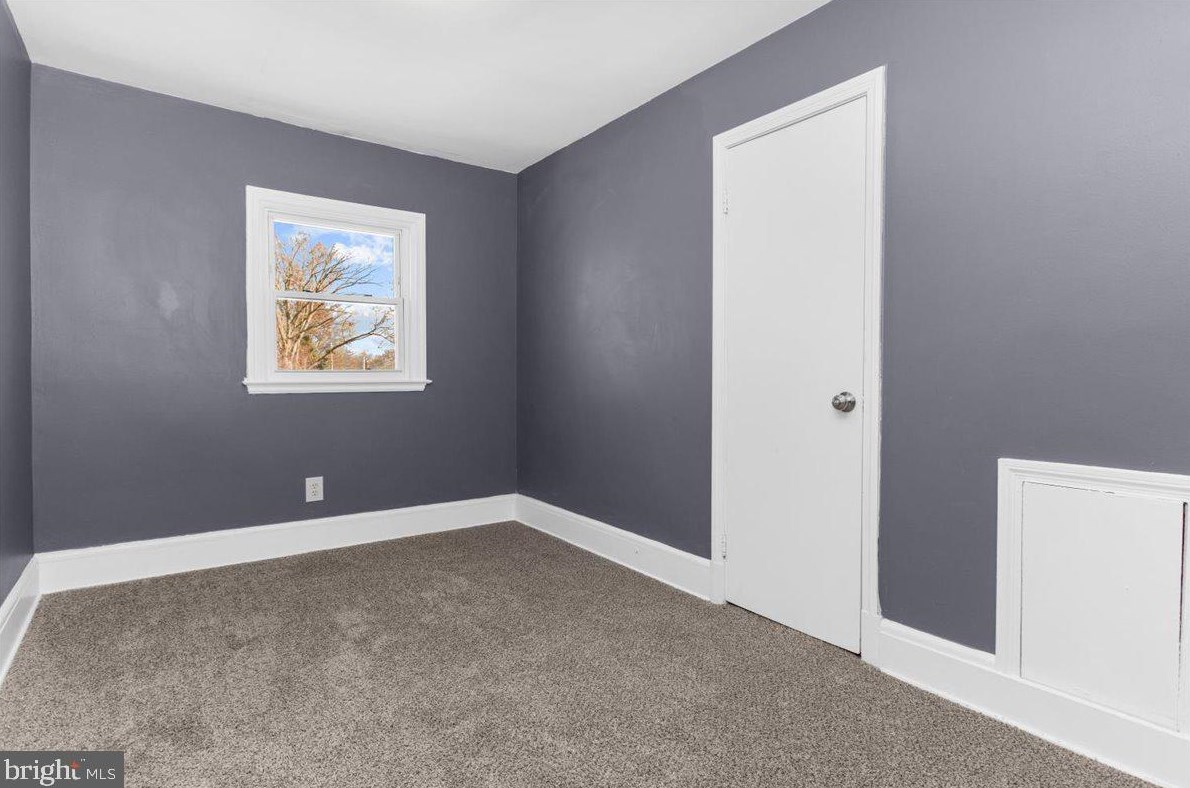 2613 Oakley Ave, Baltimore MD  21215-5308 exterior