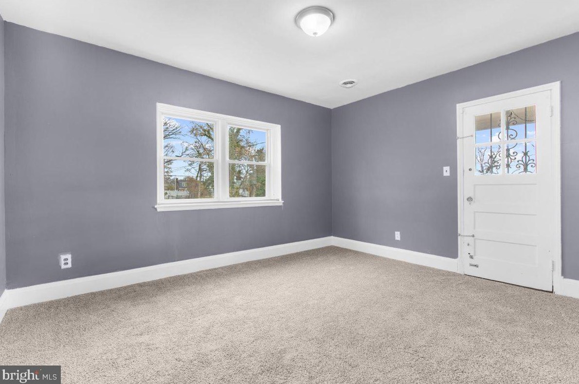 2613 Oakley Ave, Baltimore MD  21215-5308 exterior