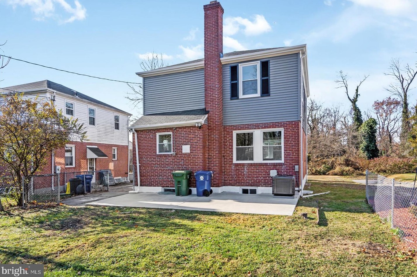 4919 Herring Run Dr, Baltimore MD  21214-2141 exterior