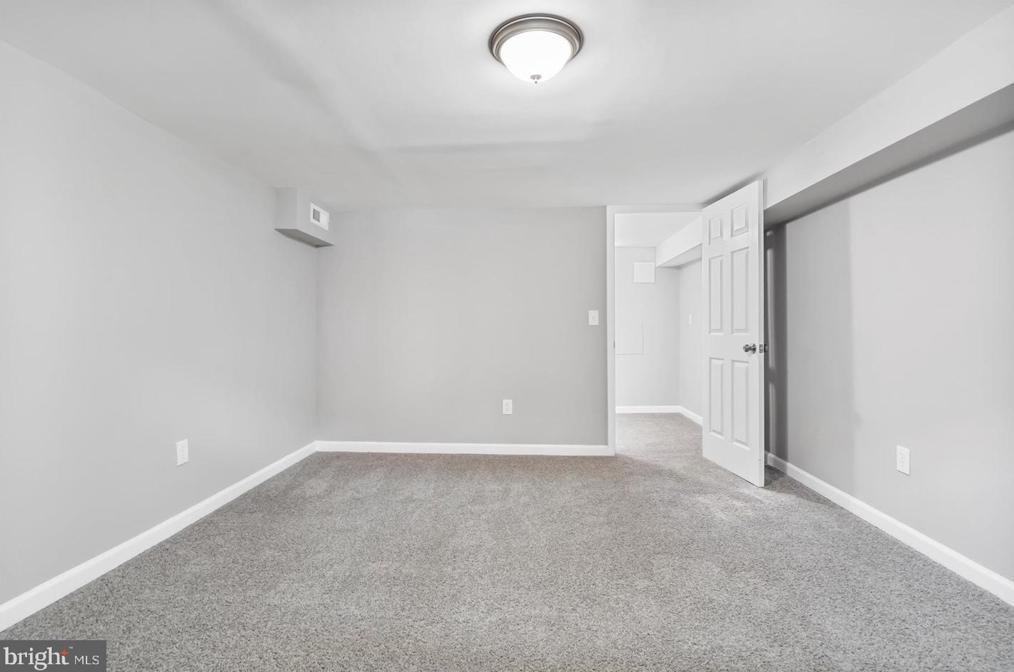 4919 Herring Run Dr, Baltimore MD  21214-2141 exterior