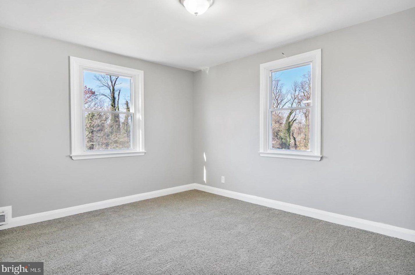 4919 Herring Run Dr, Baltimore MD  21214-2141 exterior