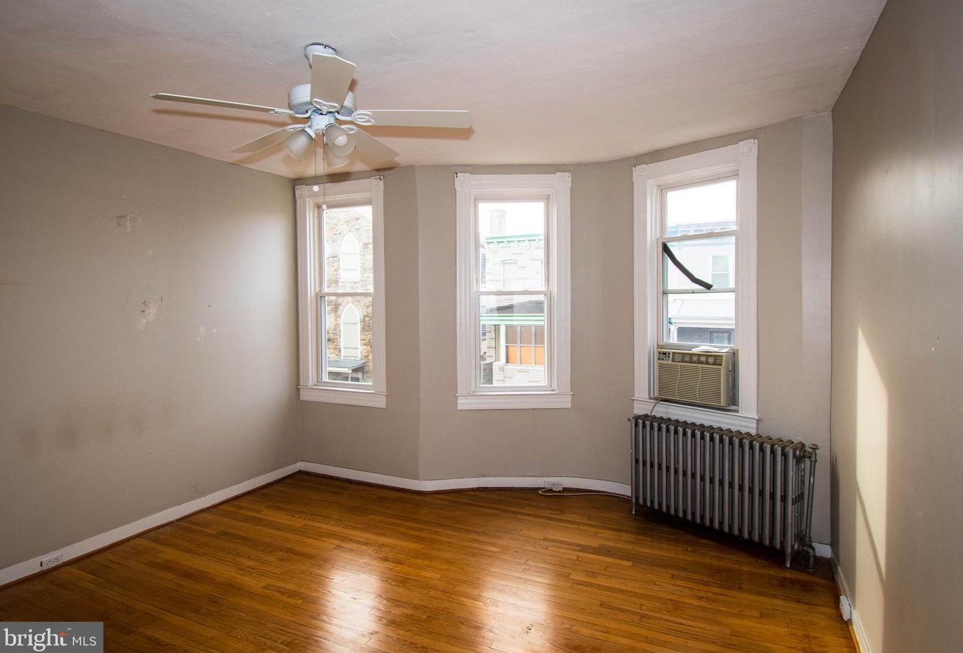 3621 Chestnut Ave, Baltimore MD  21211-2530 exterior