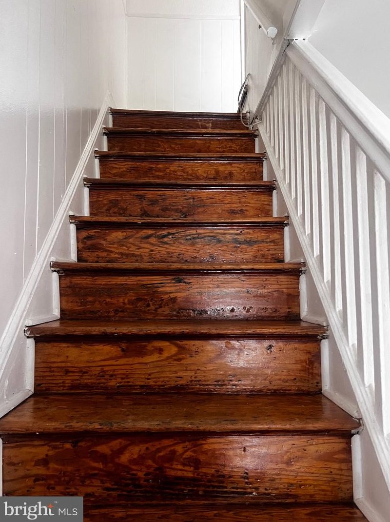 2211 Lafayette Ave, Baltimore MD  21216-4814 exterior