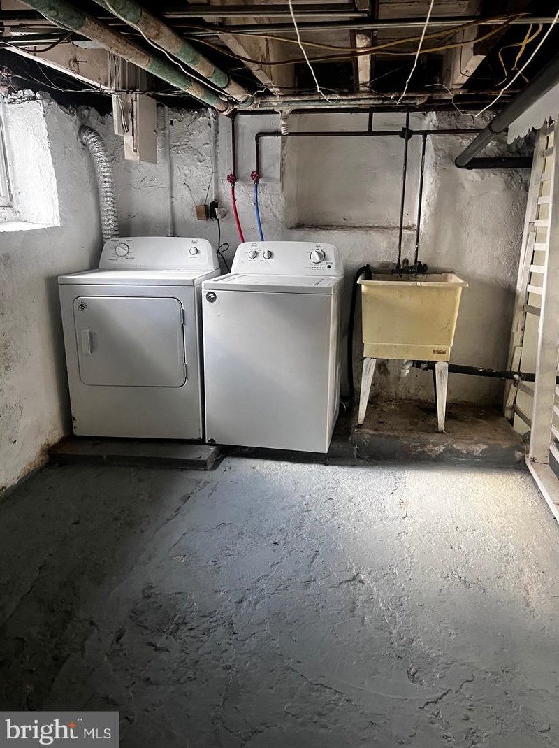 2211 Lafayette Ave, Baltimore MD  21216-4814 exterior