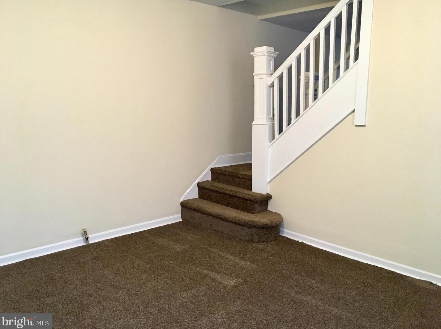 539 Cambria St, Baltimore MD  21225-1938 exterior