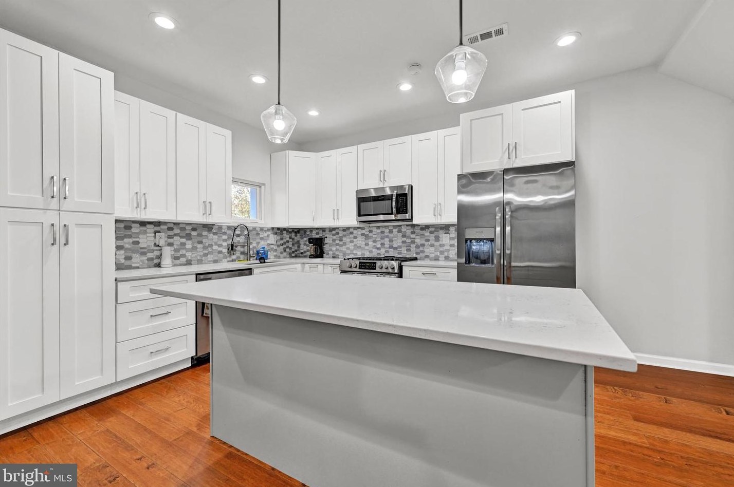 430 Rosecroft Ter, Baltimore MD  21229-4136 exterior