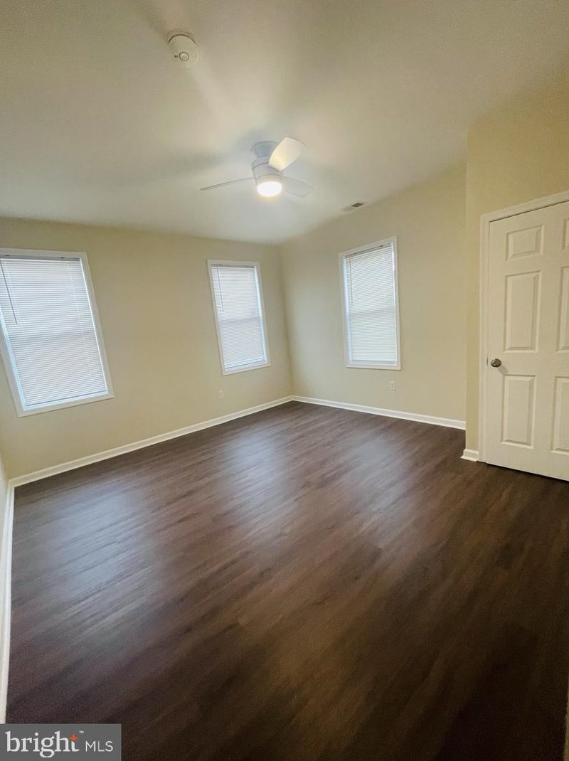 800 33rd St, Baltimore MD  21211-2707 exterior