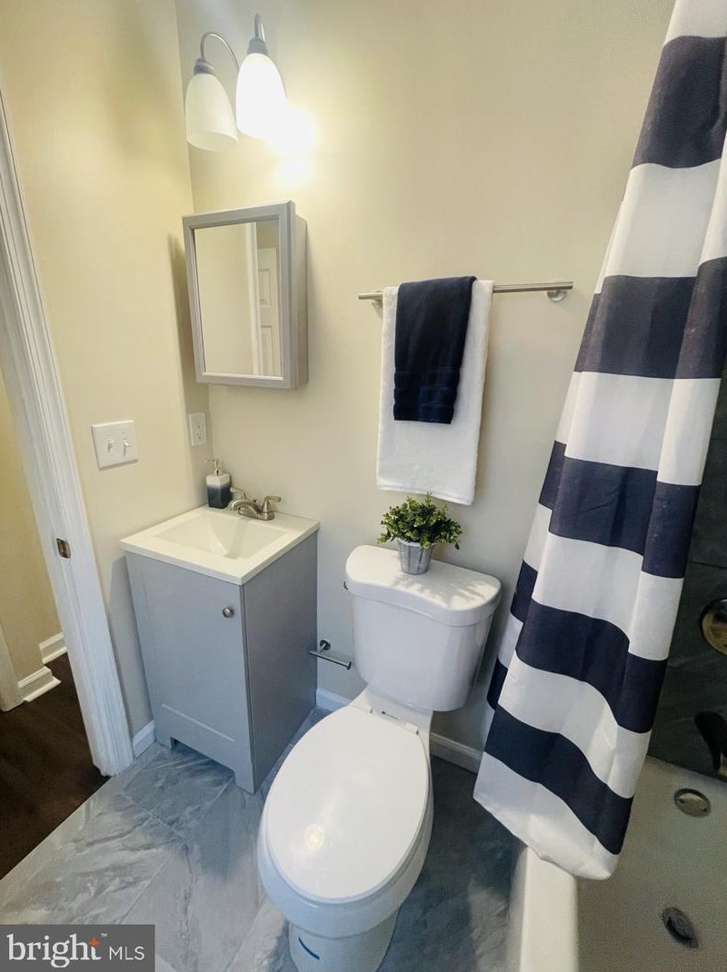 800 33rd St, Baltimore MD  21211-2707 exterior