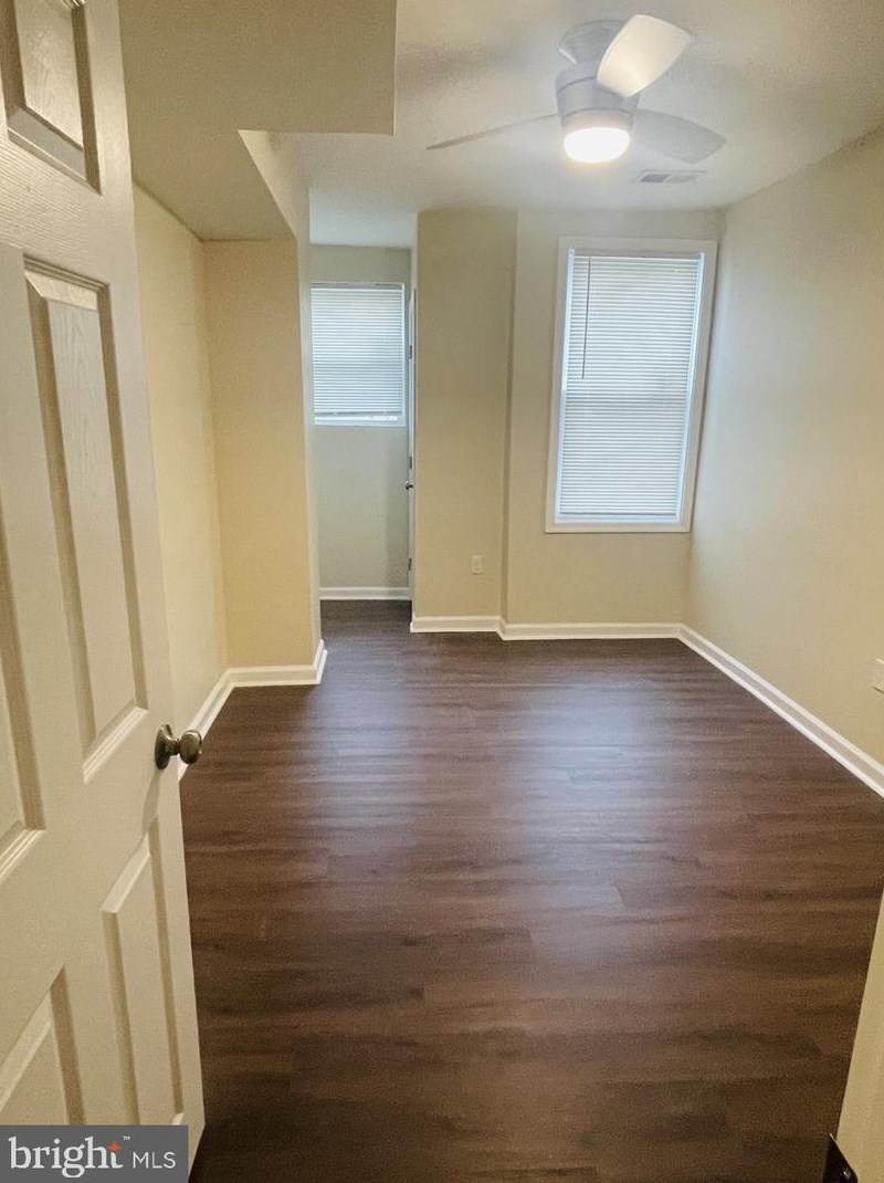 800 33rd St, Baltimore MD  21211-2707 exterior