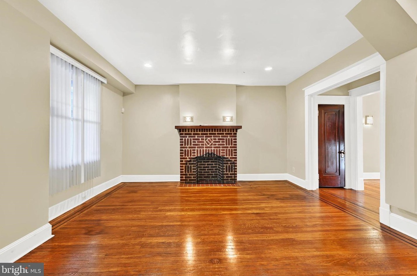 3317 Gwynns Falls Pkwy, Baltimore MD  21216-2313 exterior