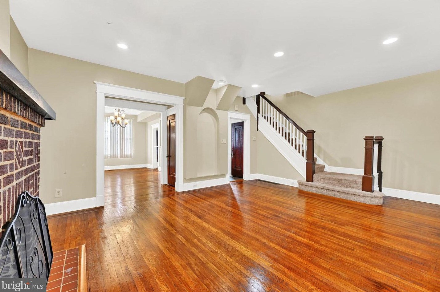 3317 Gwynns Falls Pkwy, Baltimore MD  21216-2313 exterior