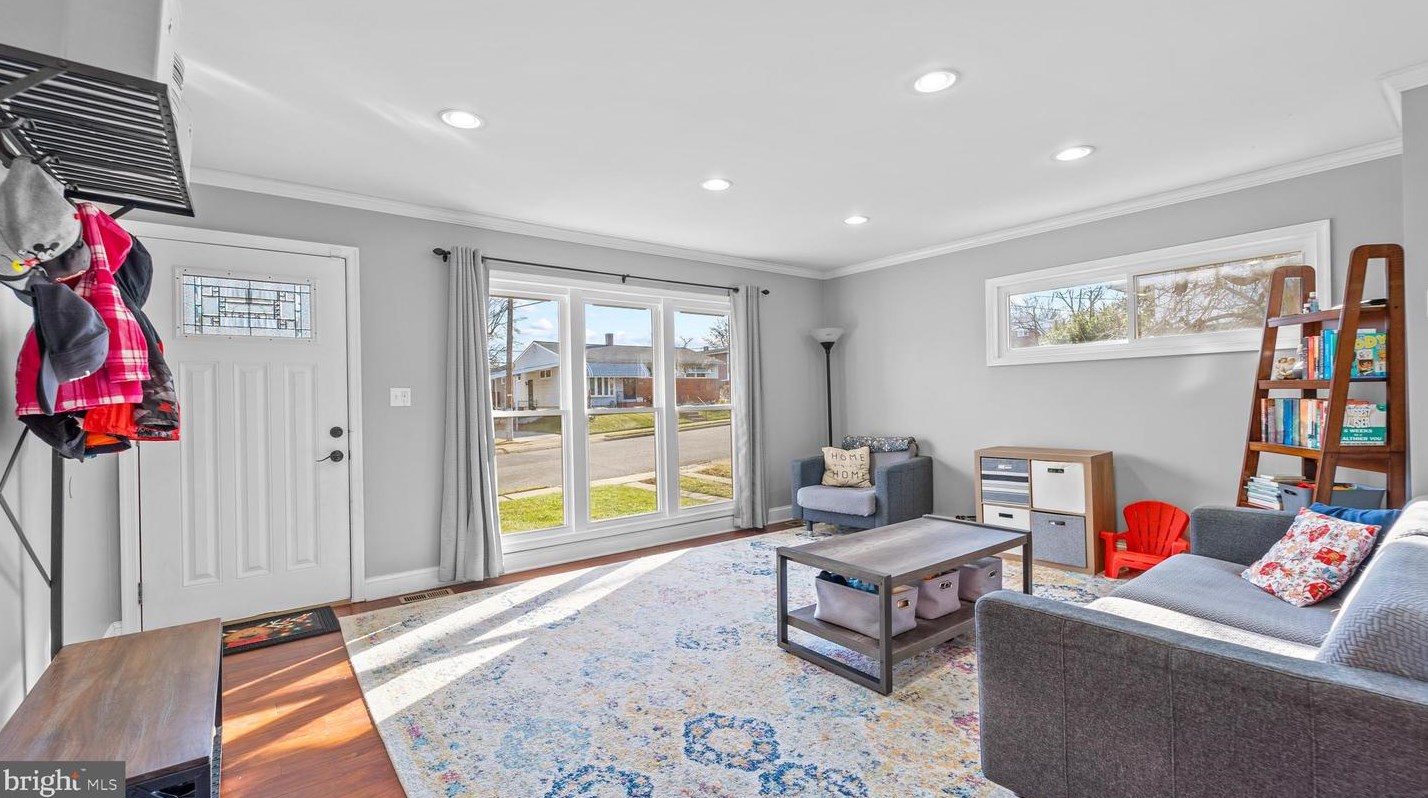 6302 Tramore Rd, Baltimore MD  21214-1143 exterior
