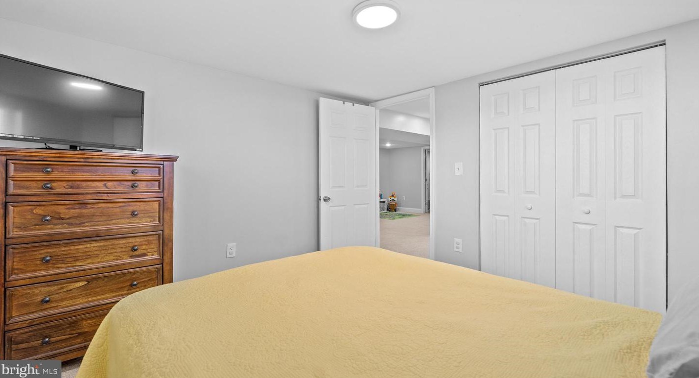 6302 Tramore Rd, Baltimore MD  21214-1143 exterior