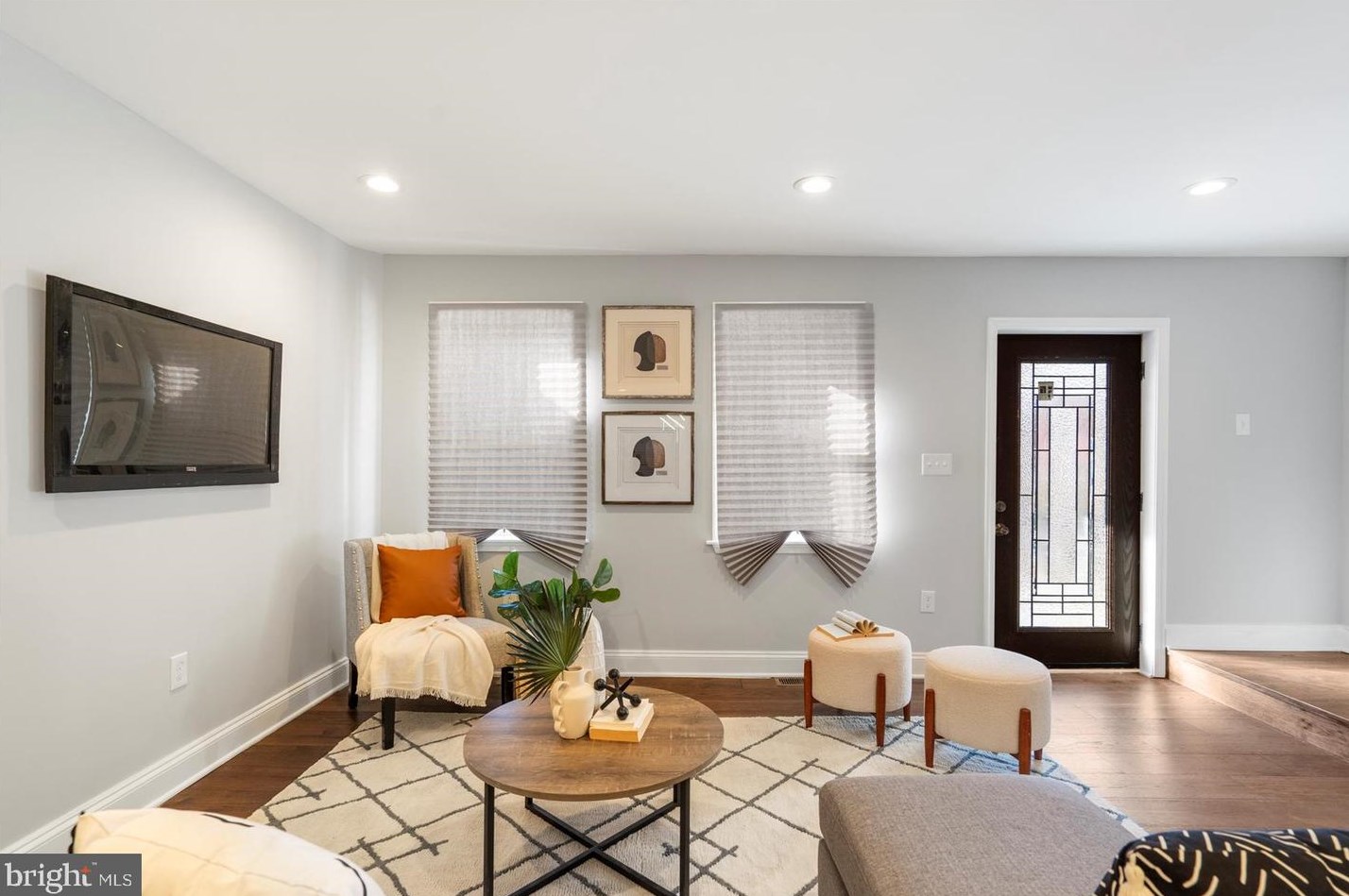 1017 Woodington Rd, Baltimore MD  21229-1839 exterior