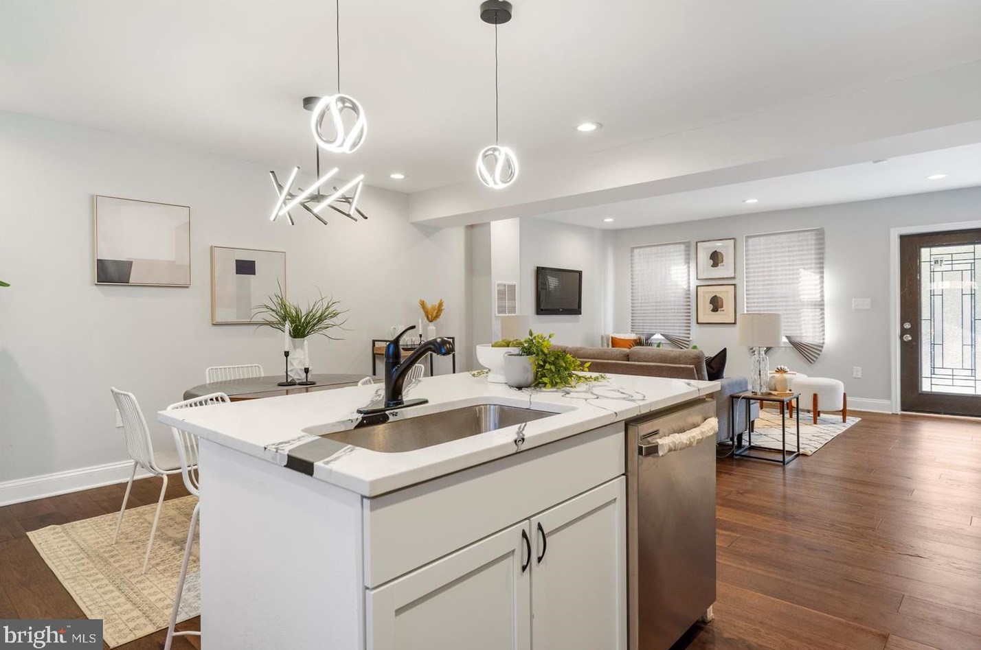 1017 Woodington Rd, Baltimore MD  21229-1839 exterior