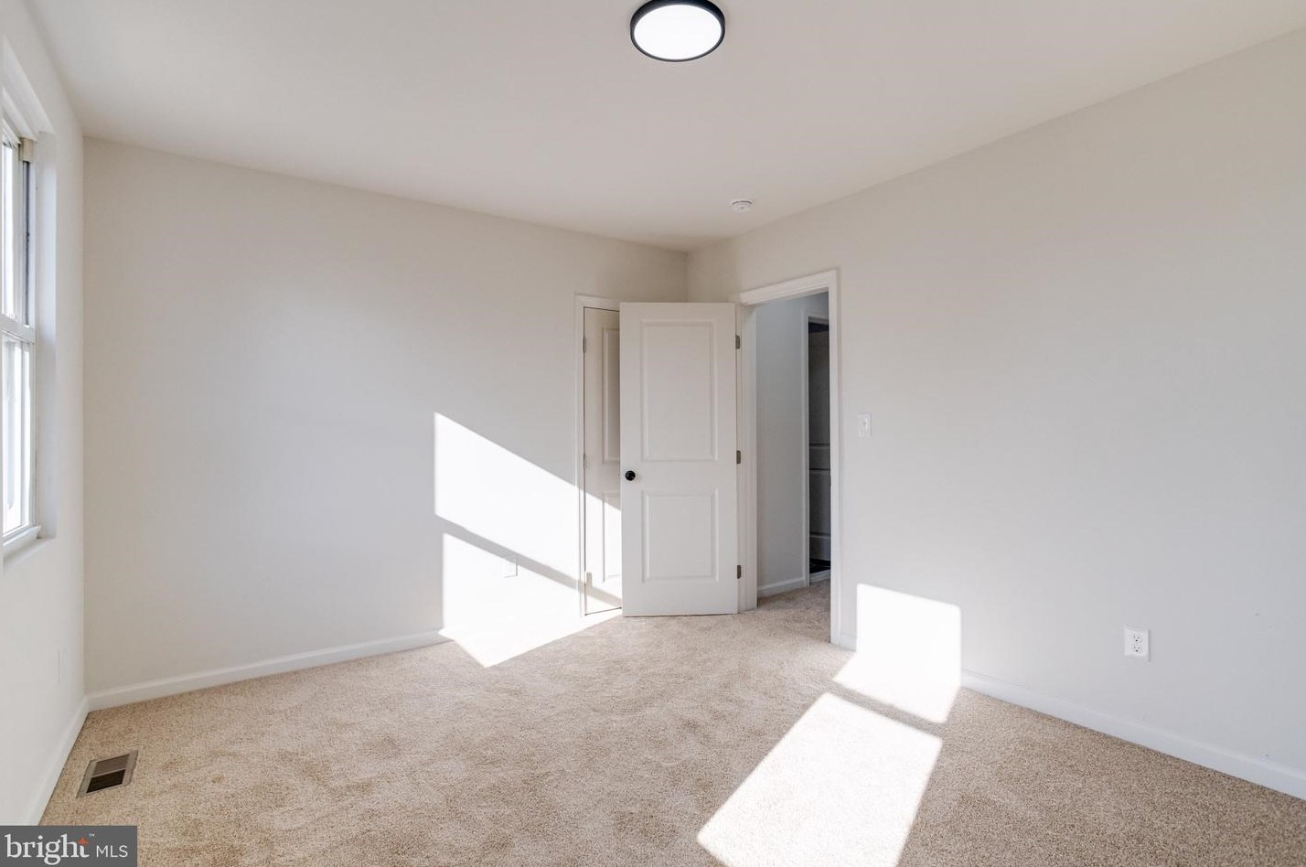 3207 Bayonne Ave, Baltimore MD  21214-2326 exterior