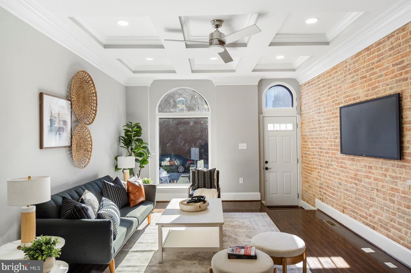 118 Fort Ave, Baltimore MD  21230-4513 exterior