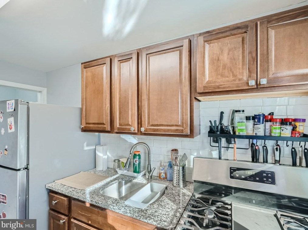 749 Woodington Rd, Baltimore MD  21229-1845 exterior