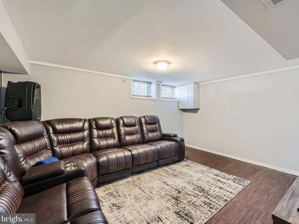 749 Woodington Rd, Baltimore MD  21229-1845 exterior