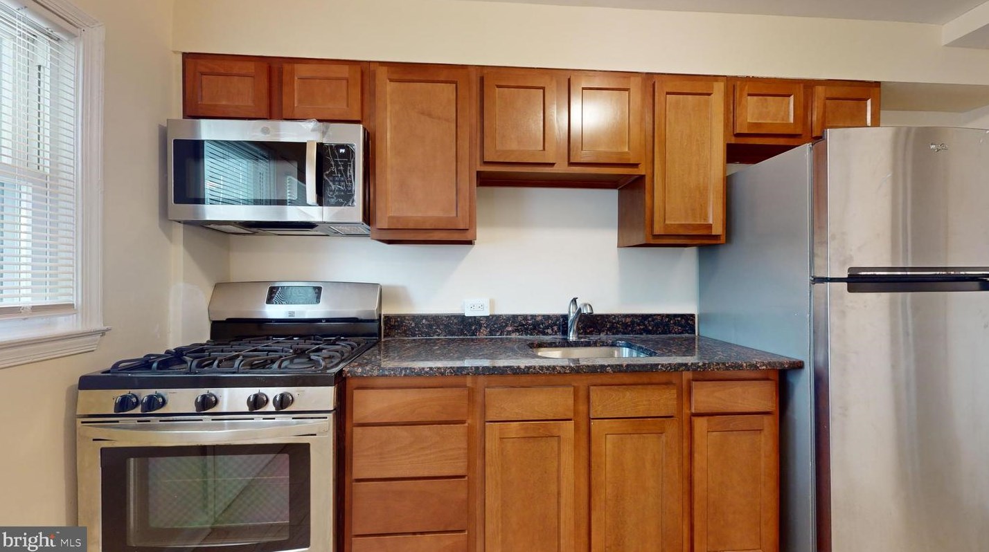 1903 Wadsworth Way, Baltimore MD  21239-3112 exterior
