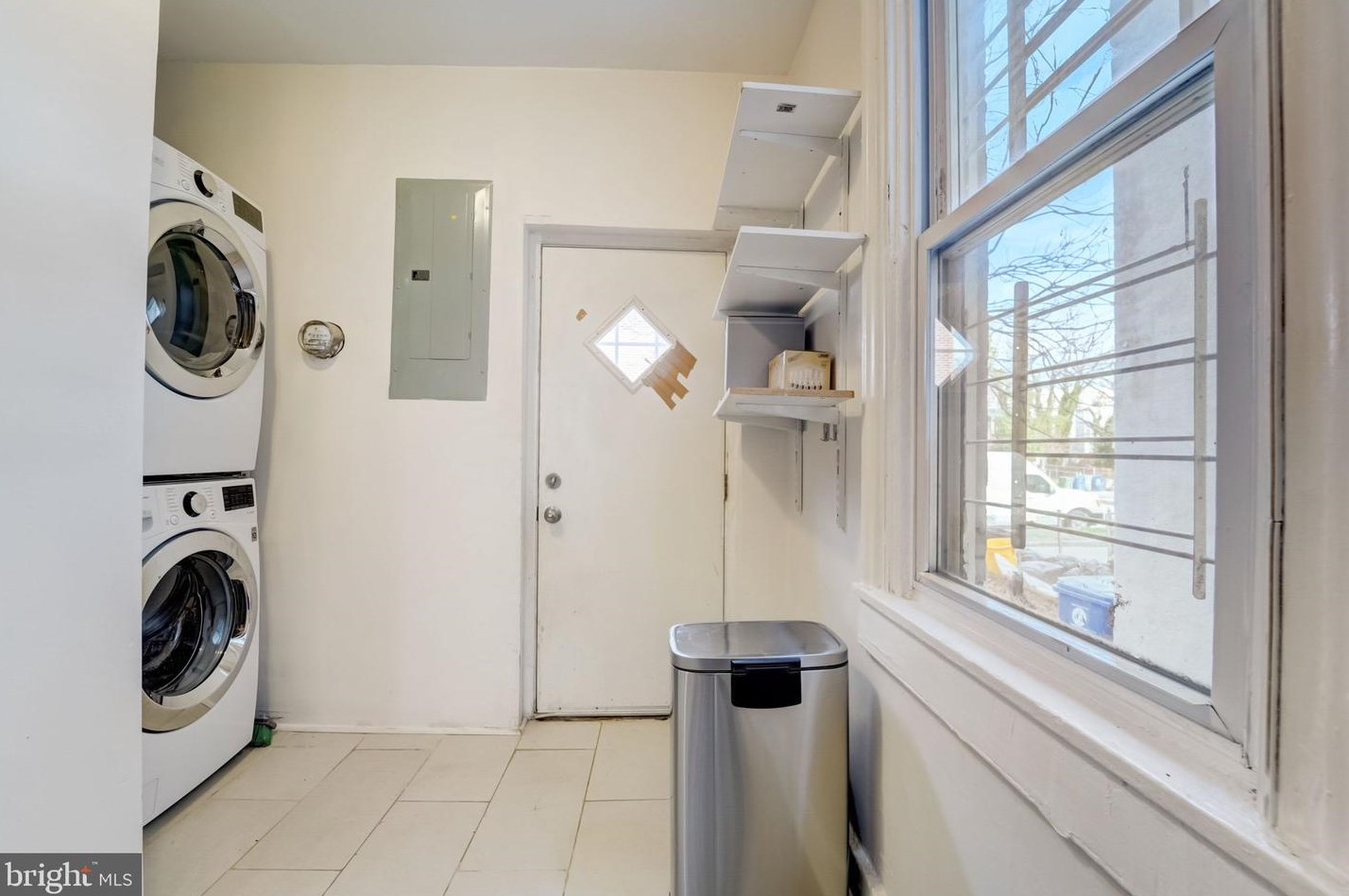 302 21st St, Baltimore MD  21218-6119 exterior