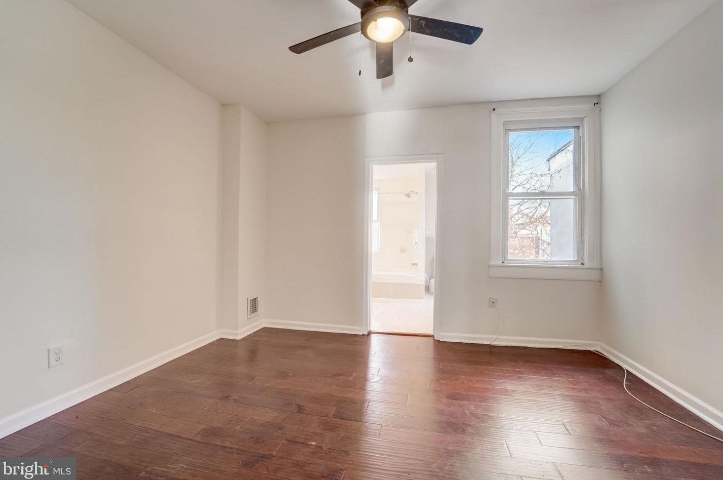 302 21st St, Baltimore MD  21218-6119 exterior