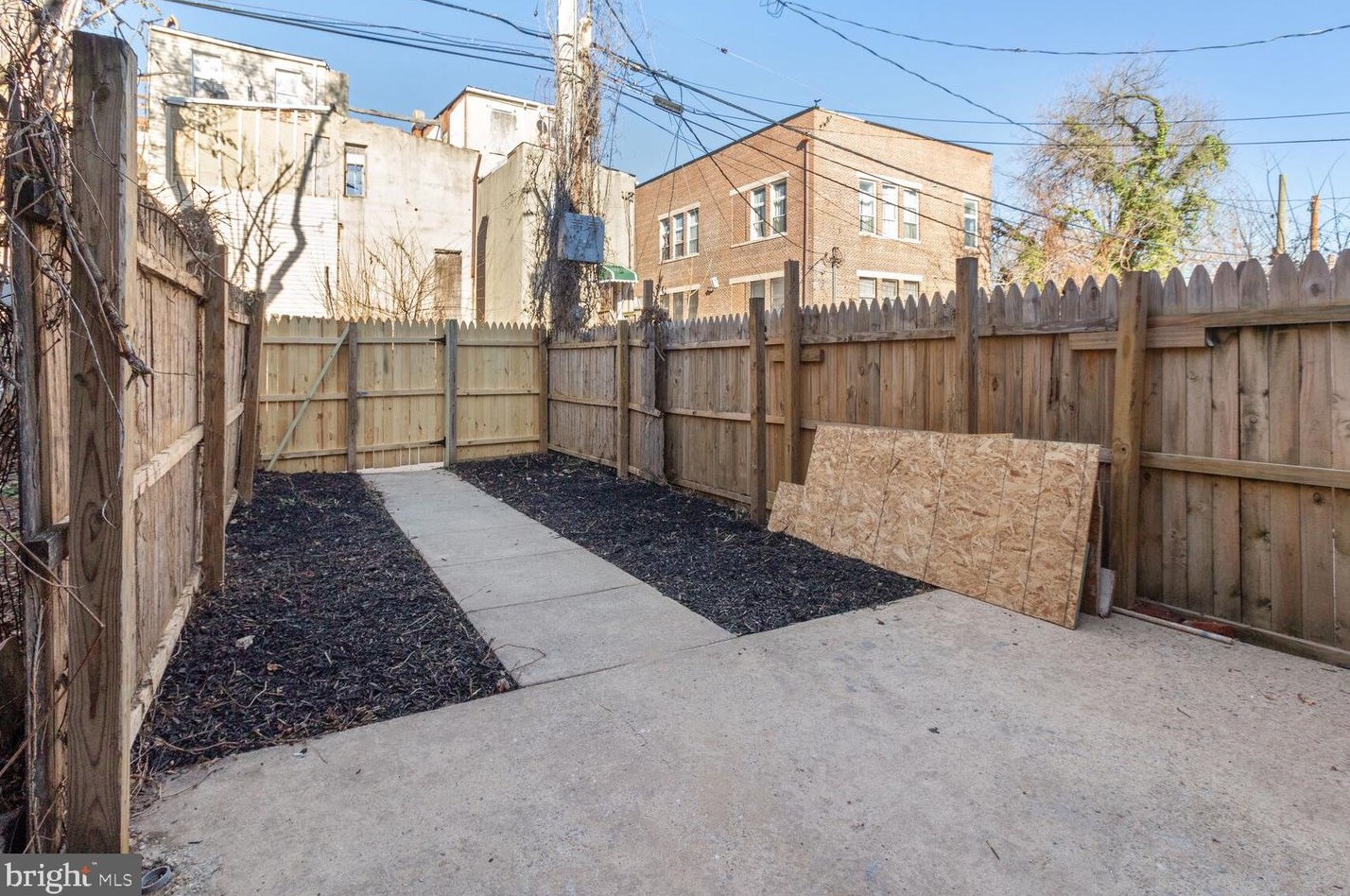 932 Bennett Pl, Baltimore MD  21223-1311 exterior
