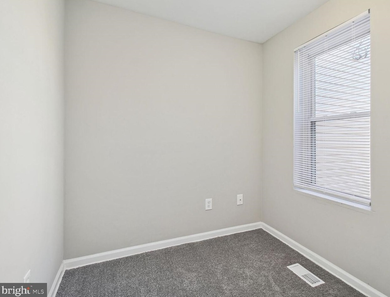 932 Bennett Pl, Baltimore MD  21223-1311 exterior