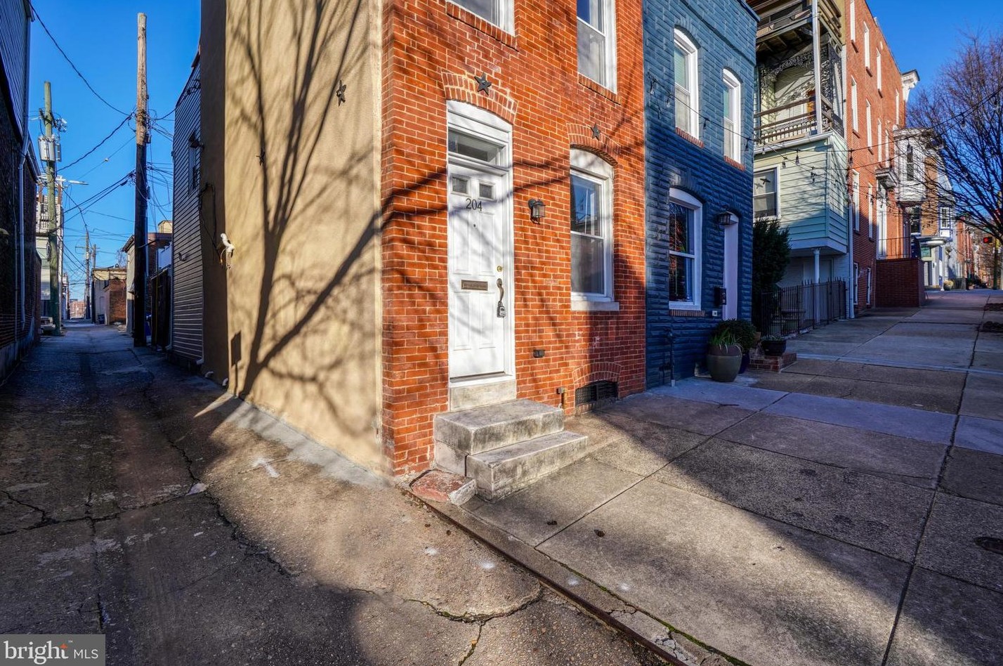 204 Chester St, Baltimore MD  21231-1301 exterior