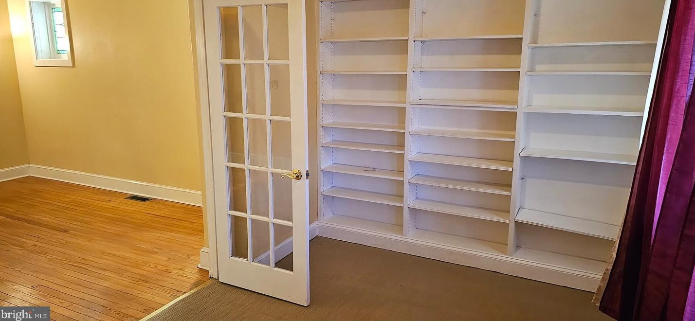 1607 Dundalk Ave, Baltimore MD  21222-1034 exterior