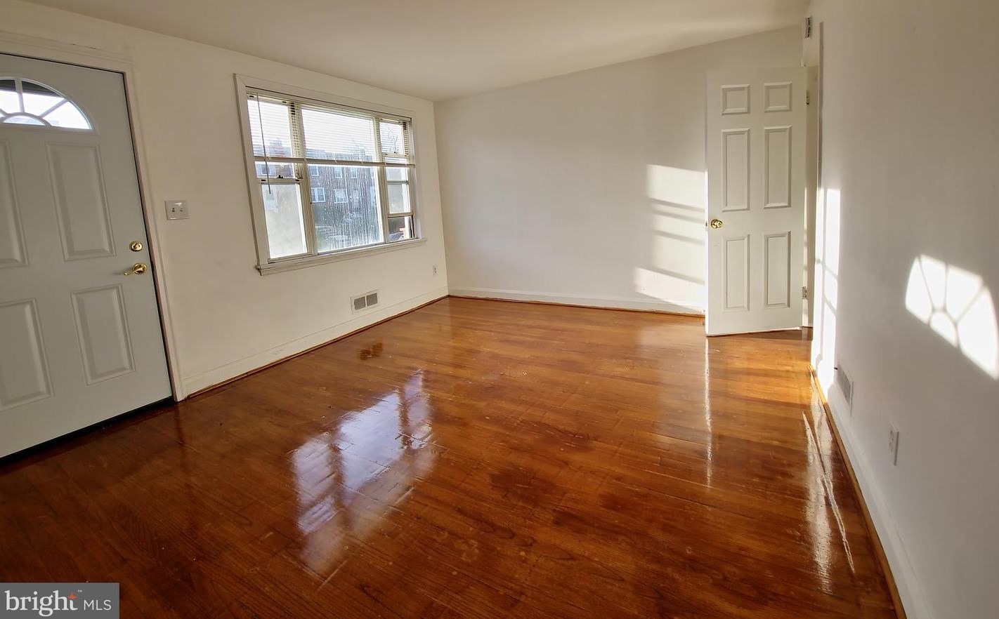 4116 Balfern Ave, Baltimore MD  21213-2114 exterior