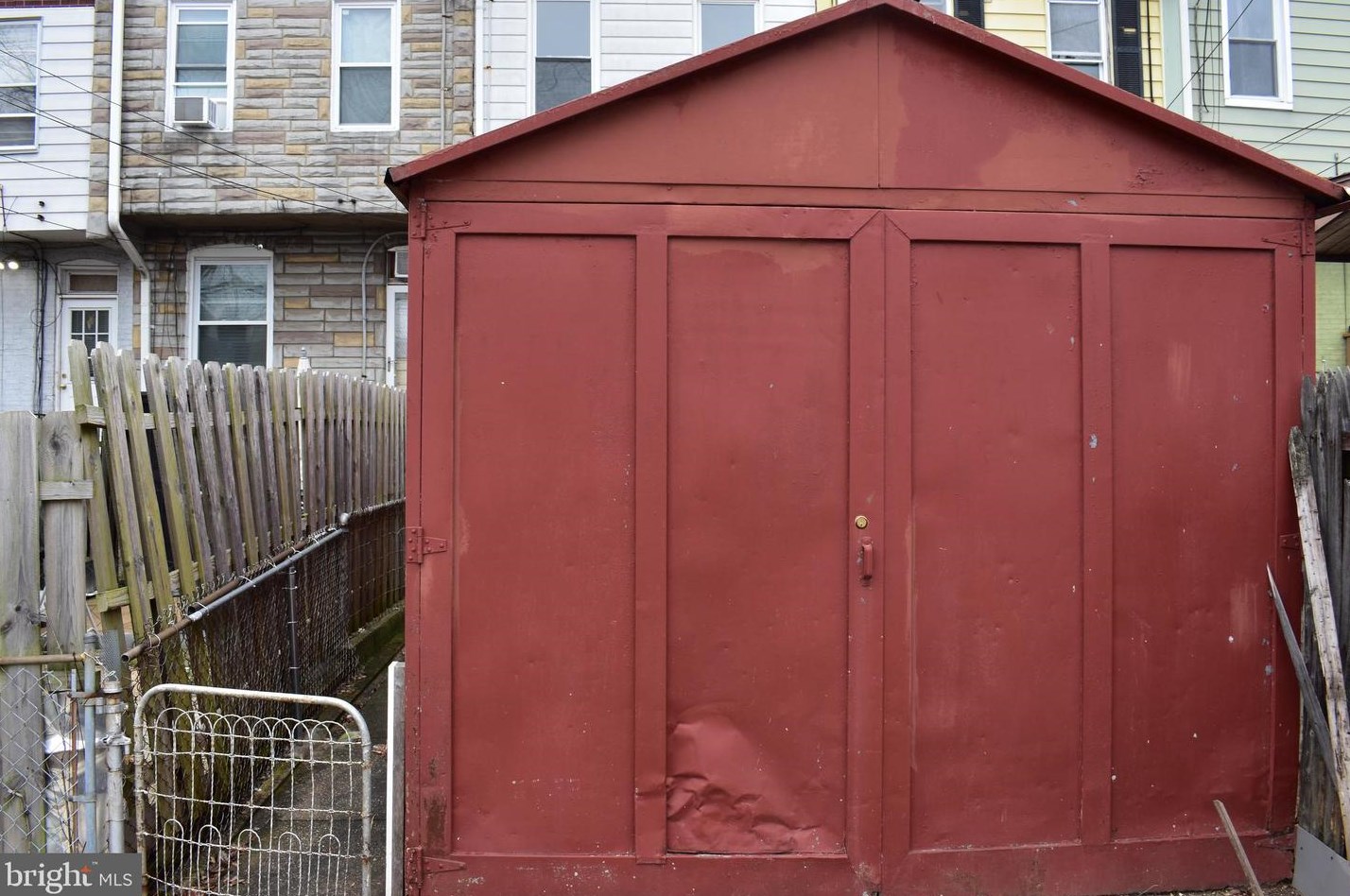 3022 Chesterfield Ave, Baltimore MD  21213-1702 exterior
