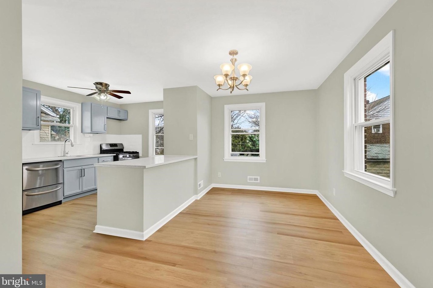 3206 Mary Ave, Baltimore MD 21206-2631 exterior