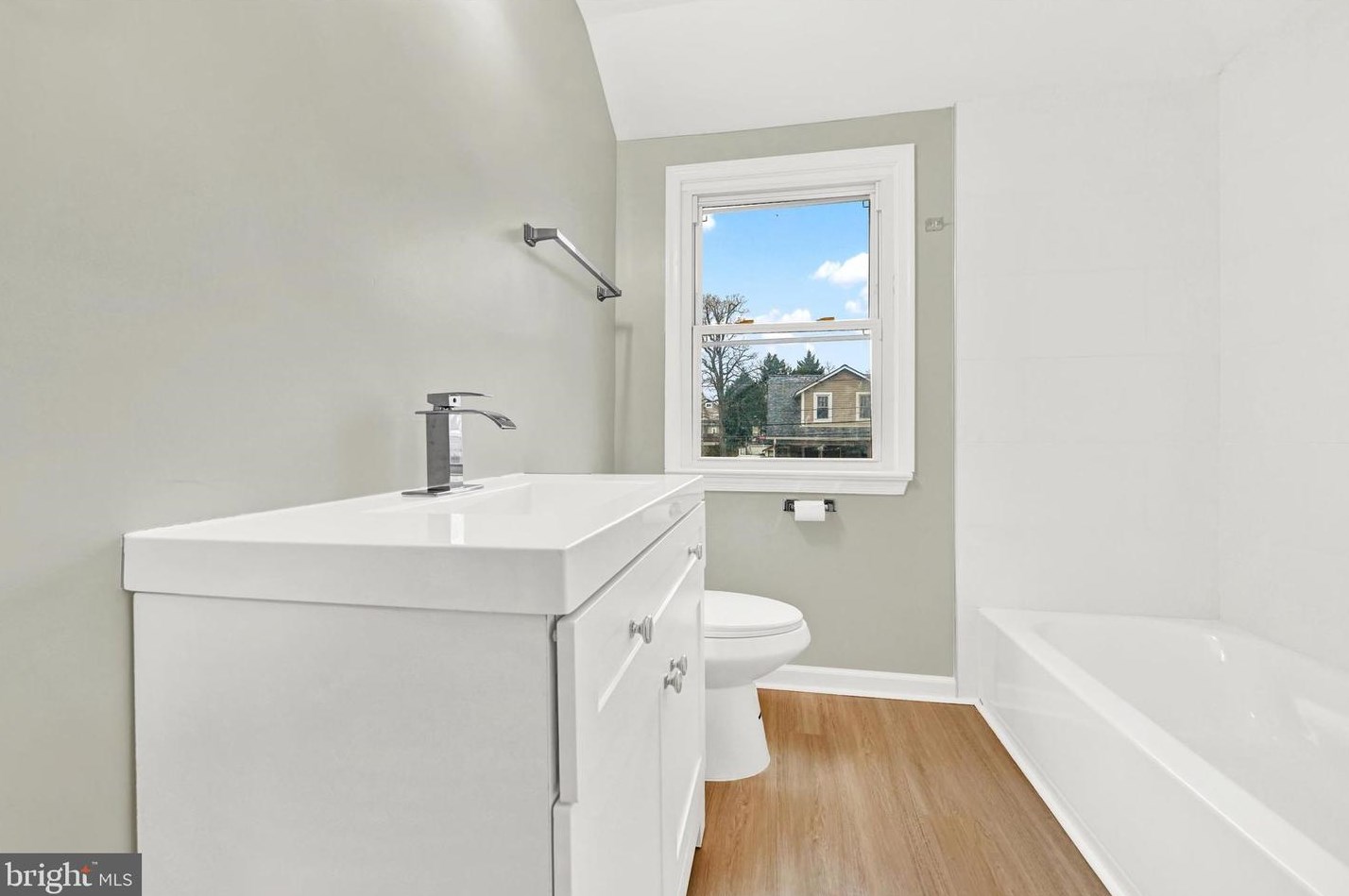 3206 Mary Ave, Baltimore MD 21206-2631 exterior