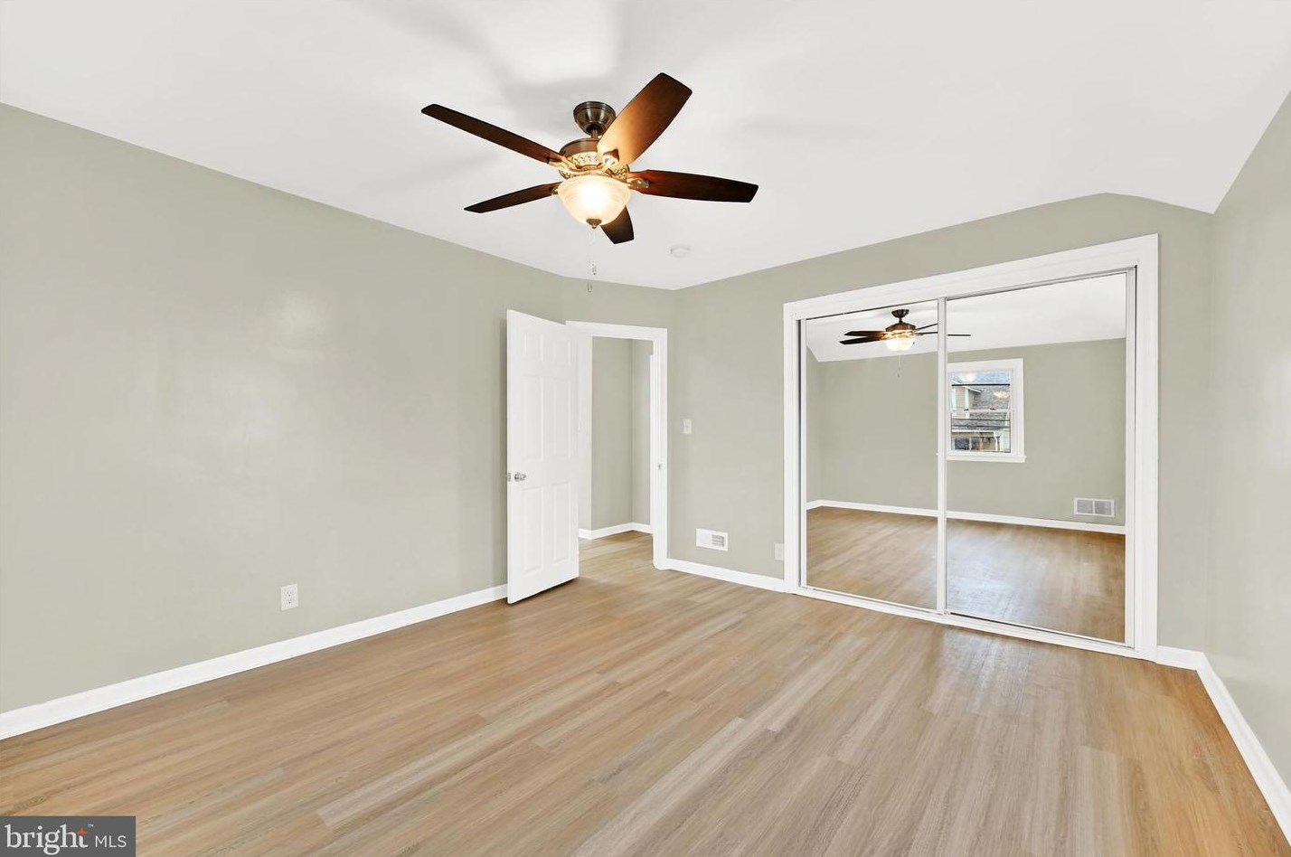 3206 Mary Ave, Baltimore MD 21206-2631 exterior