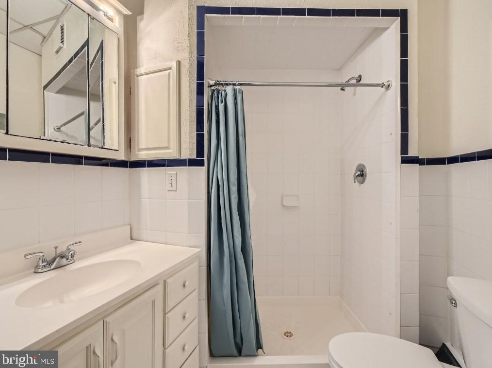 729 Reservoir St, Baltimore MD  21217-4616 exterior