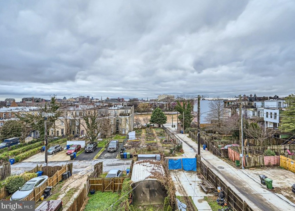 729 Reservoir St, Baltimore MD  21217-4616 exterior