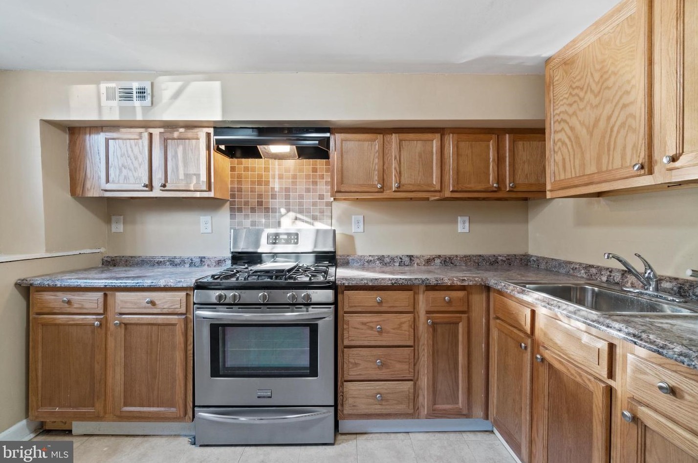 2630 Mura St, Baltimore MD  21213-3766 exterior