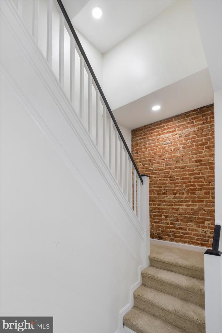 421 21st St, Baltimore MD  21218-6122 exterior