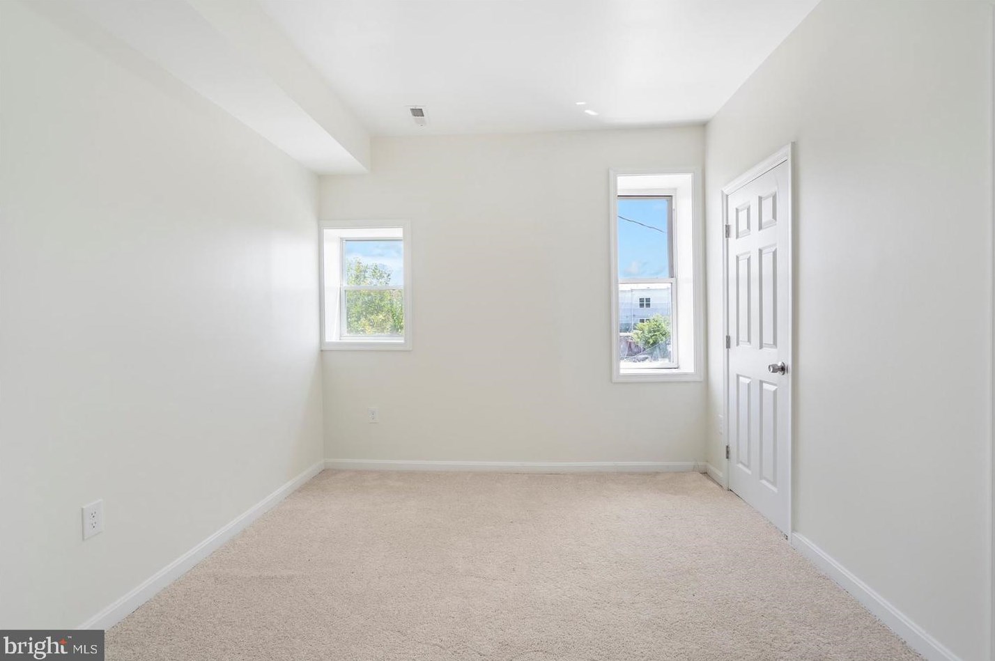 421 21st St, Baltimore MD  21218-6122 exterior