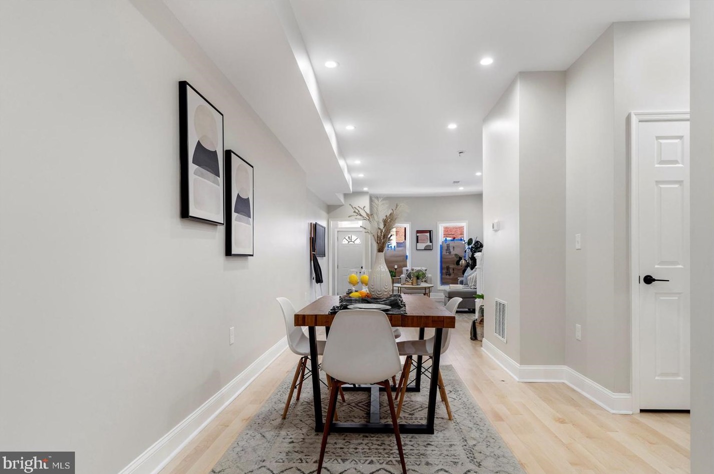 2103 Barclay St, Baltimore MD 21218-5846 exterior