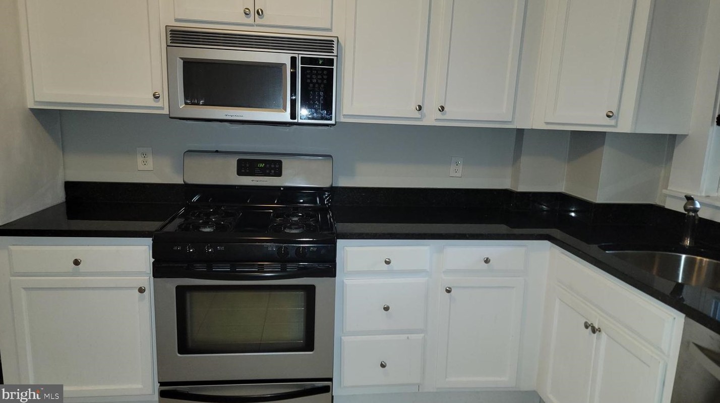 109 Streeper St, Baltimore MD  21224-1252 exterior